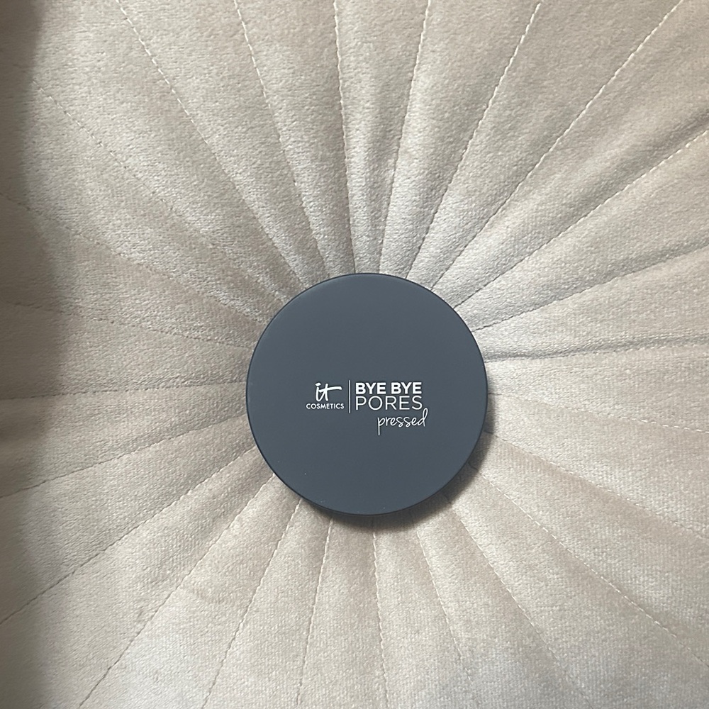 It Cosmetics Bye Bye Pores Pressed